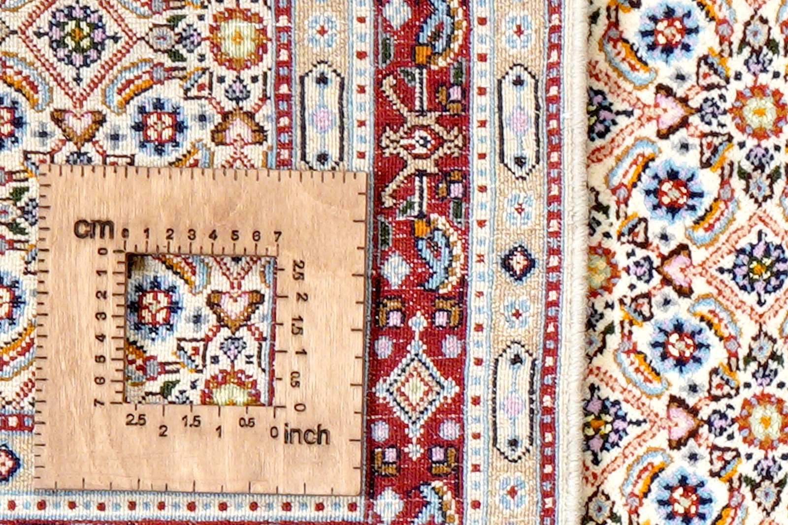 Moud Mahi — Hand-knotted, 75x120 cm, Beige, 100% Virgin Wool | View 8