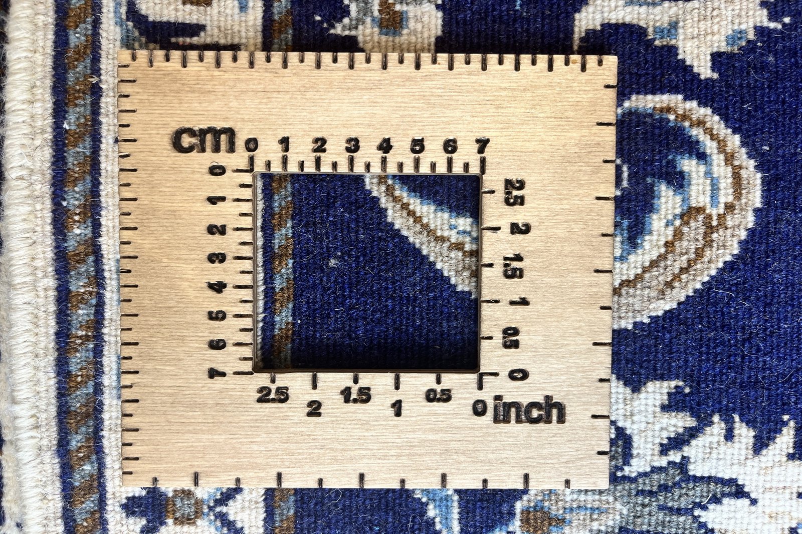 Nain 12La — Hand-knotted, 68x140 cm, Blue, 100% Virgin Wool | View 11