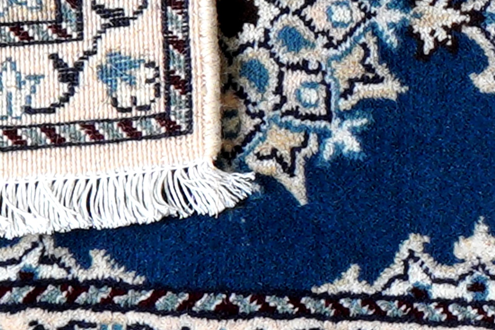 Nain 12La — Hand-knotted, 39x59 cm, Blue, 100% Virgin Wool | View 7