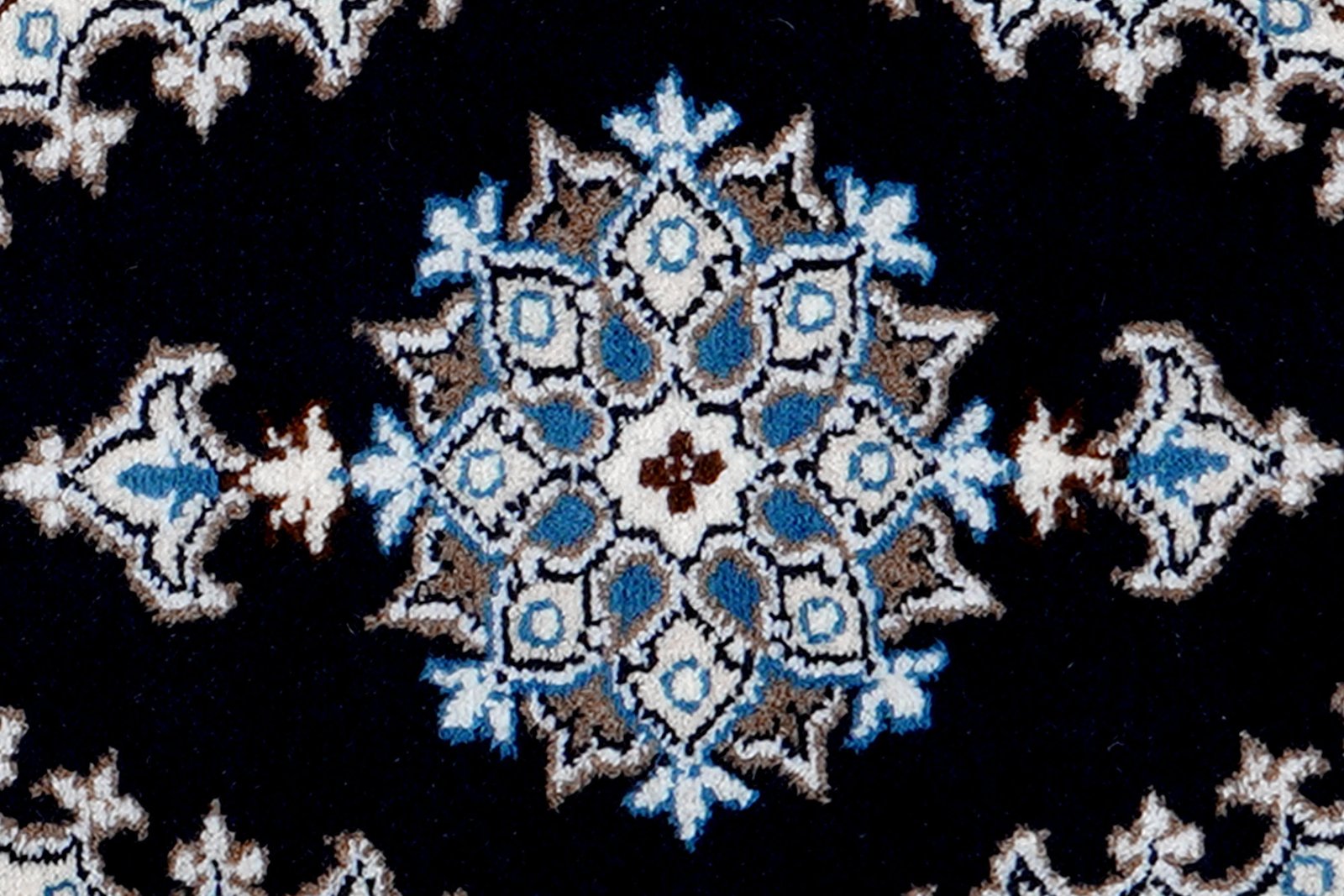 Nain 12La — Hand-knotted, 40x62 cm, Blue, 100% Virgin Wool | View 6