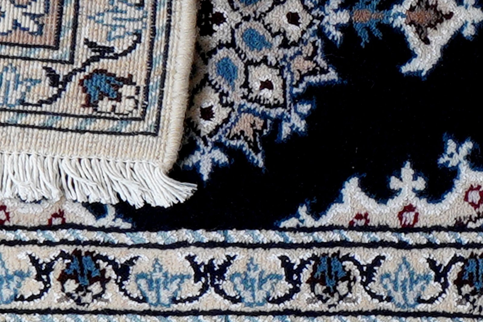 Nain 12La — Hand-knotted, 39x56 cm, Blue, 100% Virgin Wool | View 7