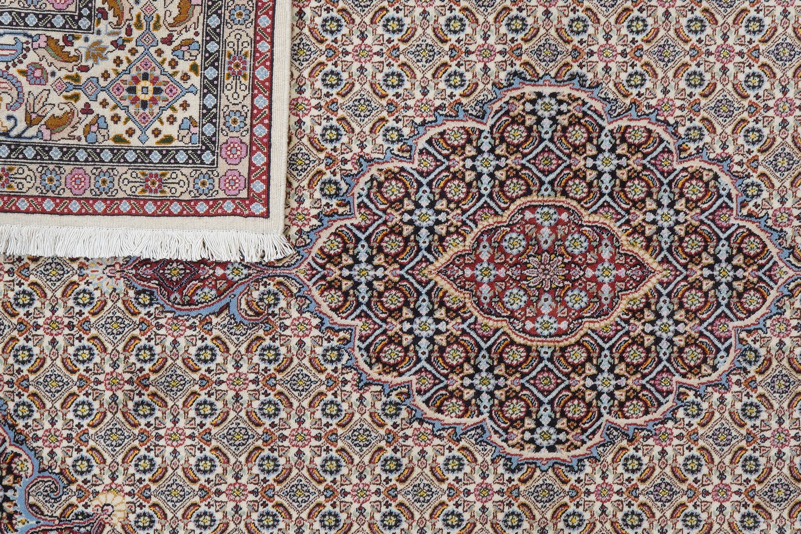 Moud Mahi — Hand-knotted, 143x193 cm, Beige, 100% Virgin Wool | View 7
