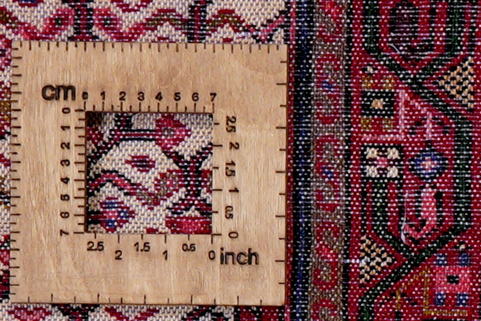 Assadabad — Hand-knotted, 76x197 cm, Beige, 100% Virgin Wool | View 8