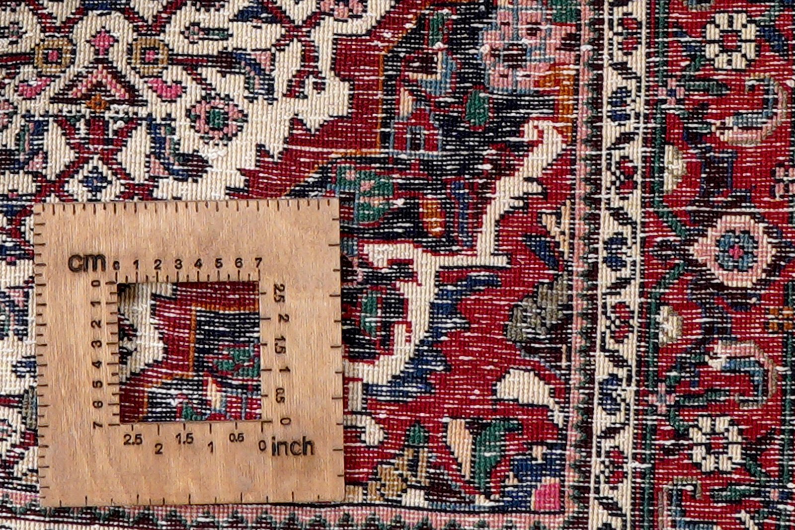Bidjar Zandjan — Hand-knotted, 102x146 cm, Beige, 100% Virgin Wool | View 8