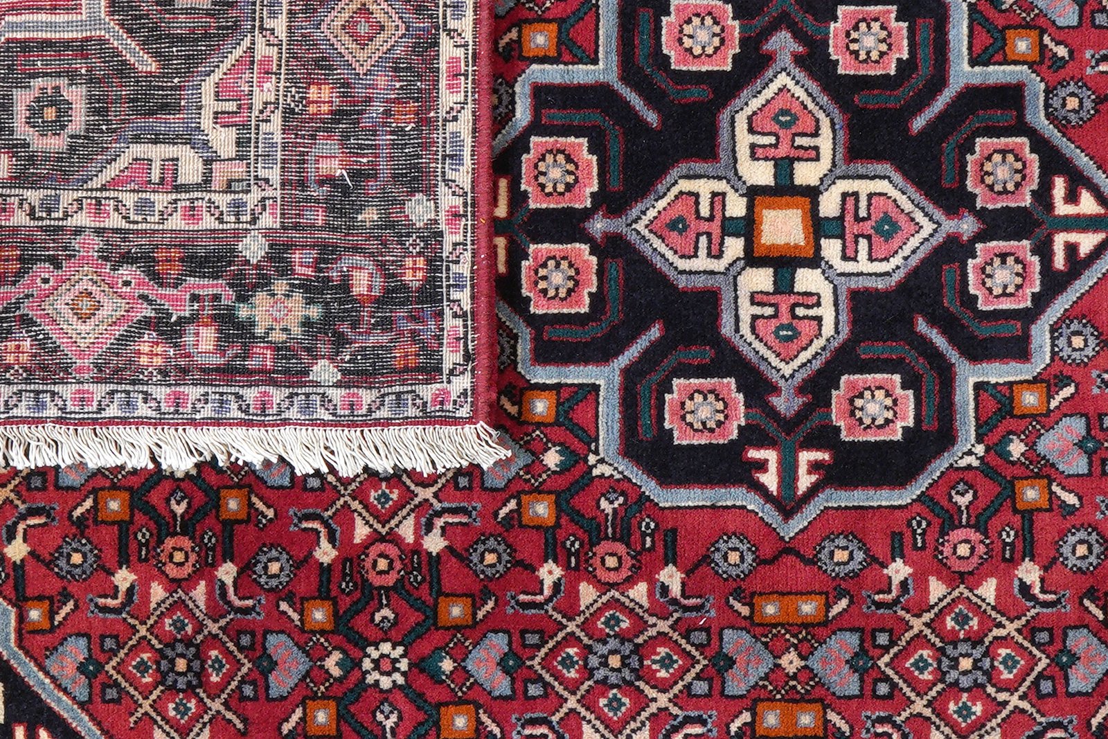 Bidjar Zandjan — Hand-knotted, 103x168 cm, Red, 100% Virgin Wool | View 7