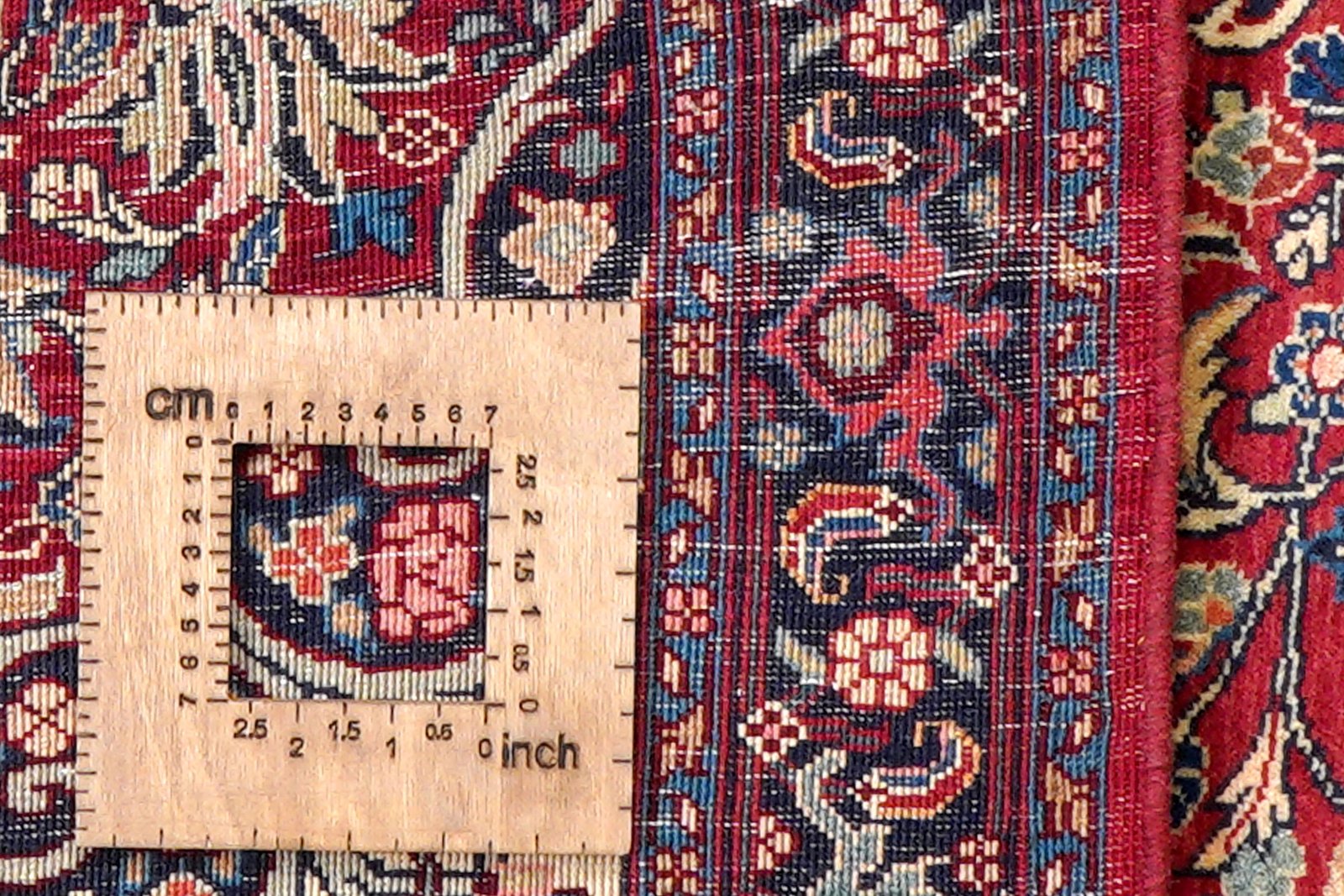 Bidjar Zandjan — Hand-knotted, 103x142 cm, Red, 100% Virgin Wool | View 8