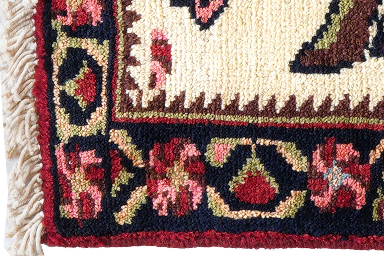 Afshar — Hand-knotted, 45x34 cm, Beige, 100% Virgin Wool | View 3