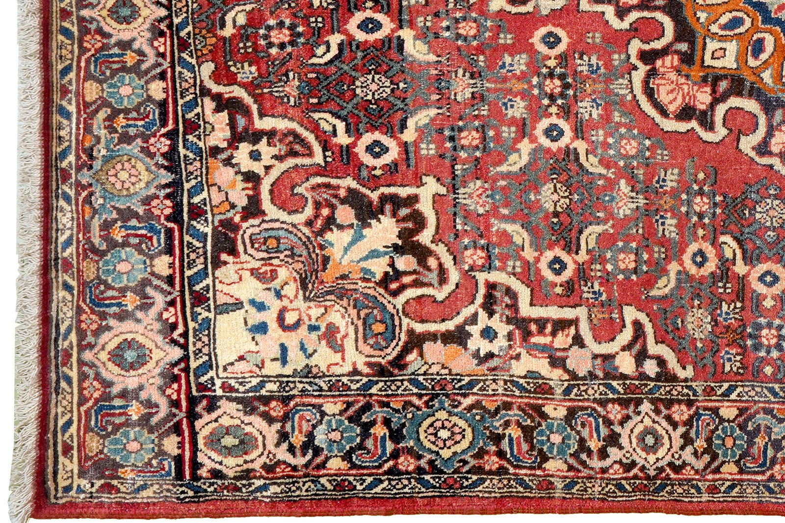Heritage — Hand-knotted, 107x172 cm, Red, 100% Virgin Wool | View 3