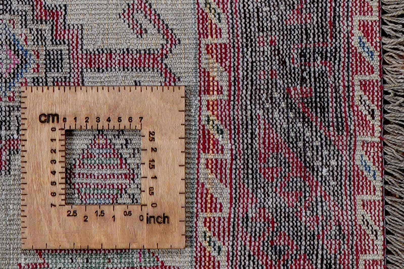 Heritage — Hand-knotted, 104x158 cm, Beige, 100% Virgin Wool | View 8