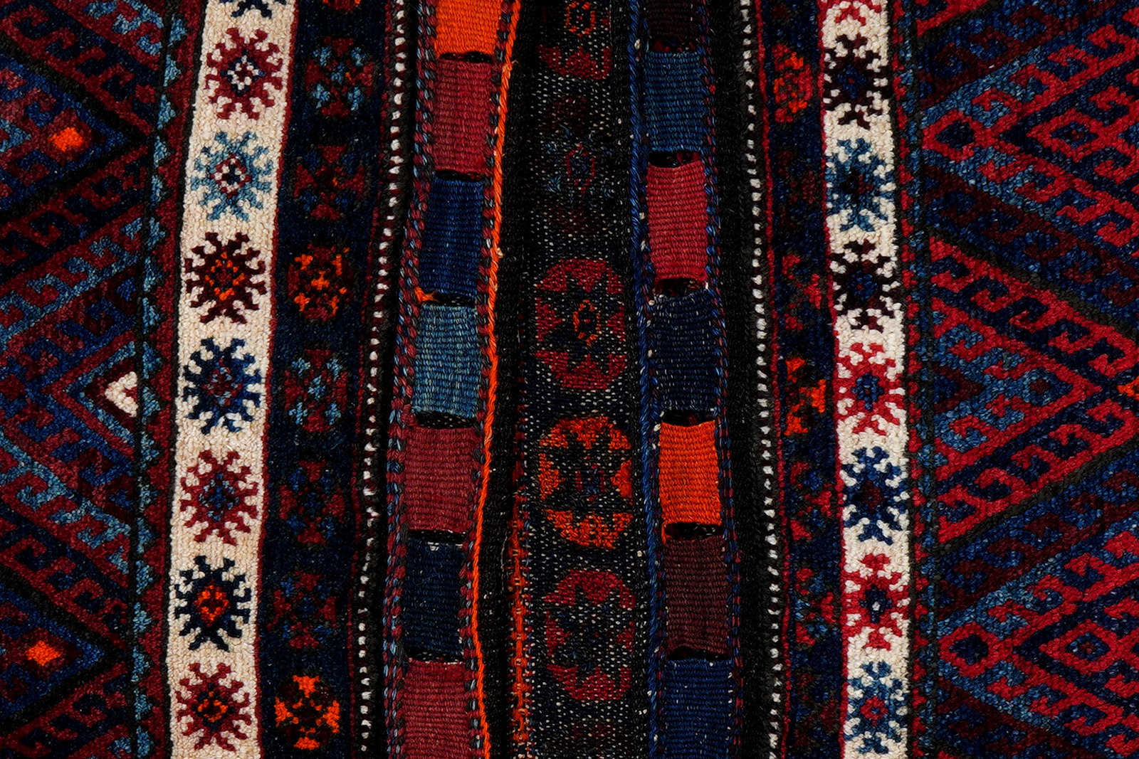 Khorjin — Handgefertigt, 140x100 cm, Beige, 100% Virgin Wool | View 6