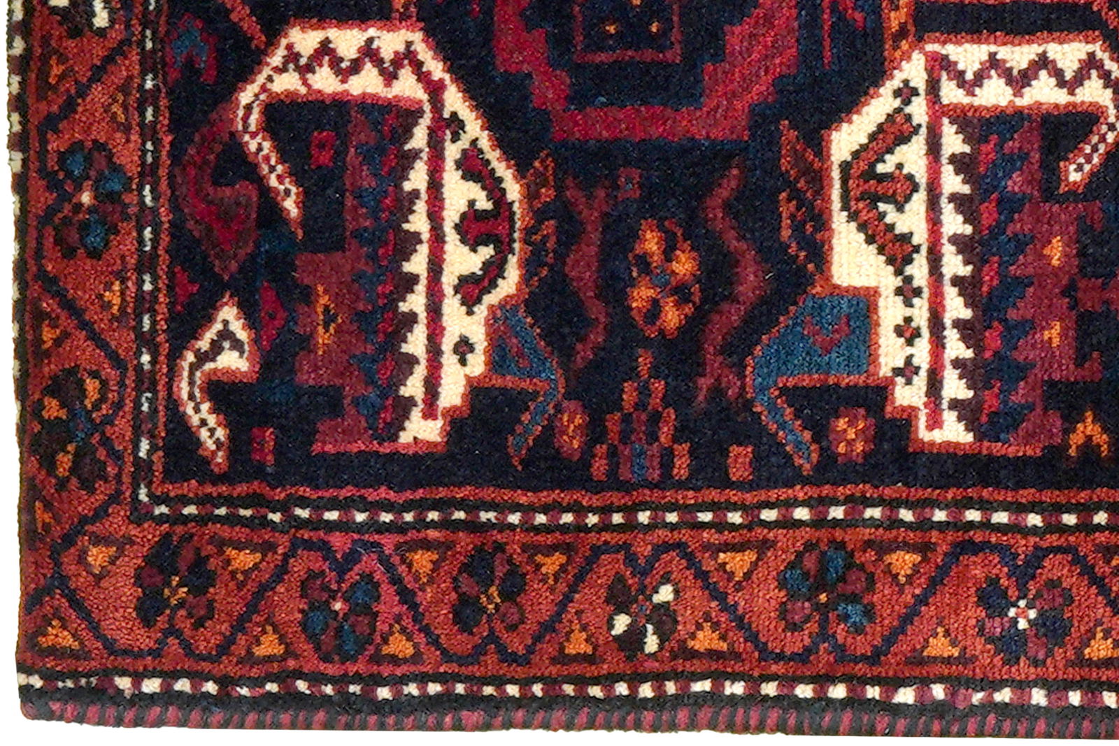 Khorjin — Handgefertigt, 115x68 cm, Rot, 100% Virgin Wool | Back view