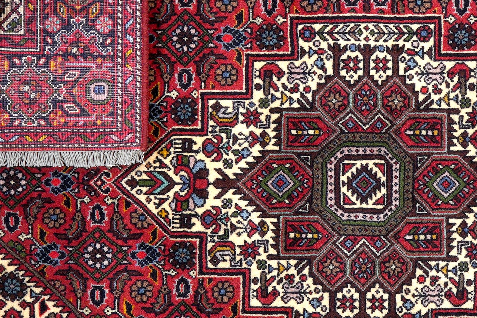 Goltuk — Hand-knotted, 98x147 cm, Red, 100% Virgin Wool | View 7