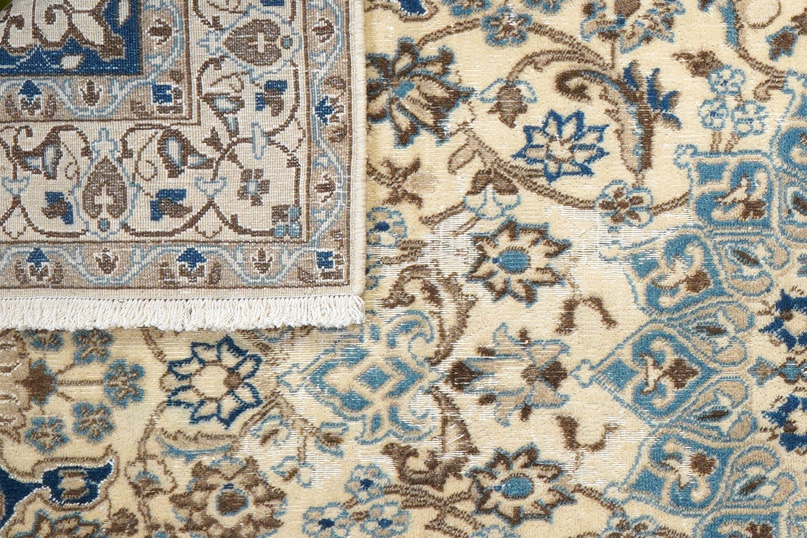 Heritage — Hand-knotted, 117x198 cm, Beige, 100% Virgin Wool | View 7