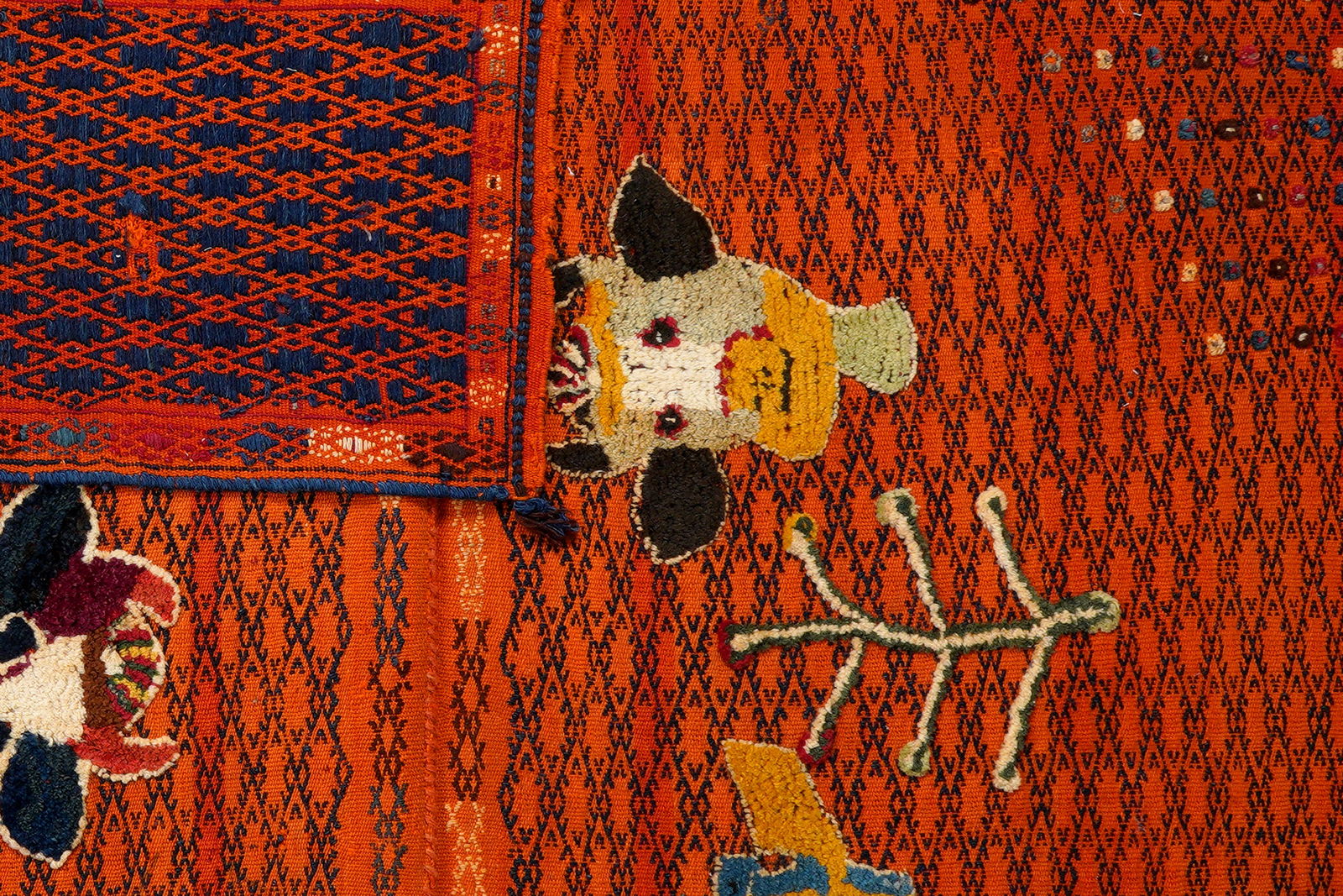 Sumak Sirdjan — Handgefertigt, 160x155 cm, Bunt, 100% Virgin Wool | View 5