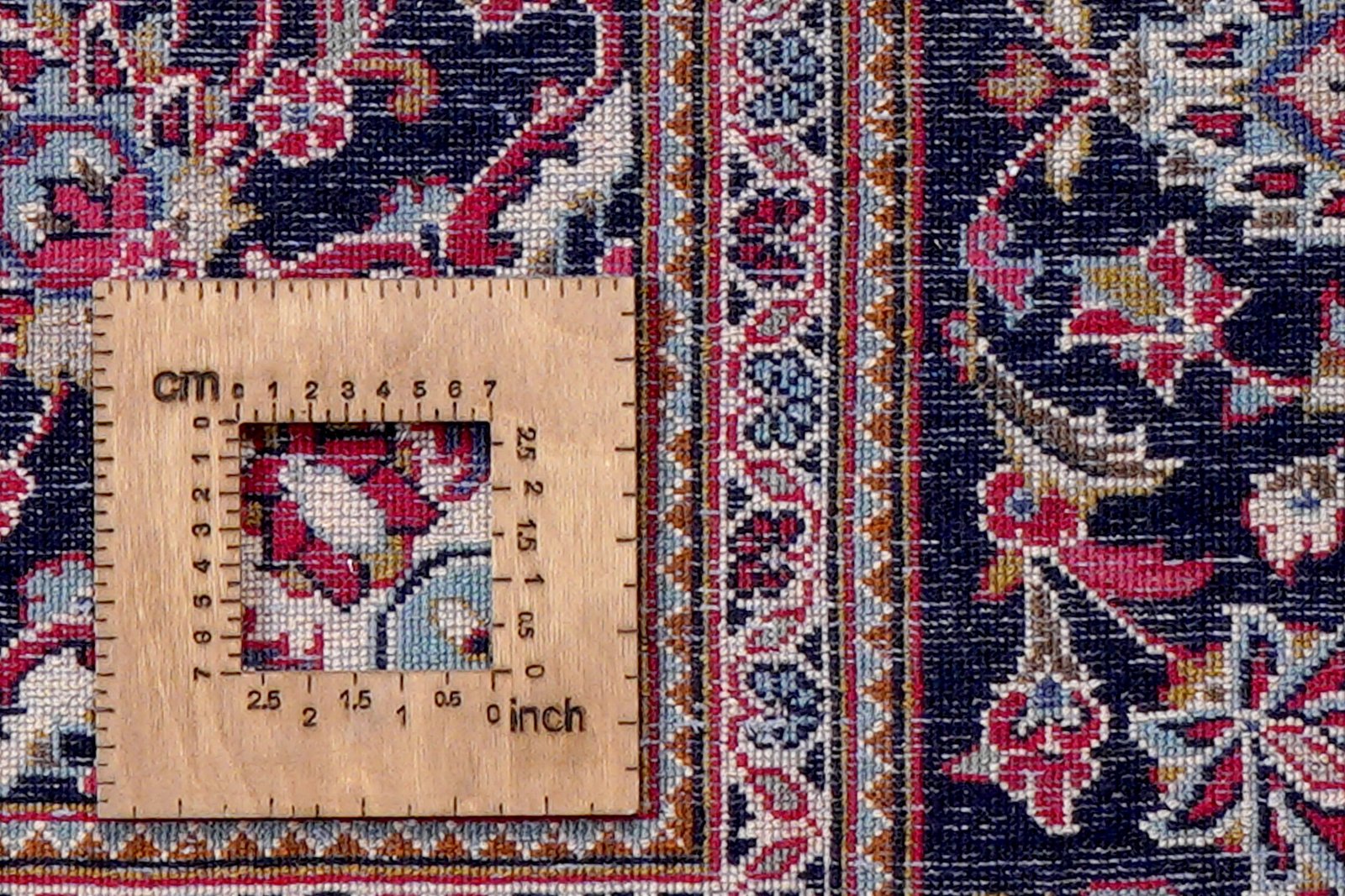Ardakan — Hand-knotted, 197x295 cm, Red, 100% Virgin Wool | View 8