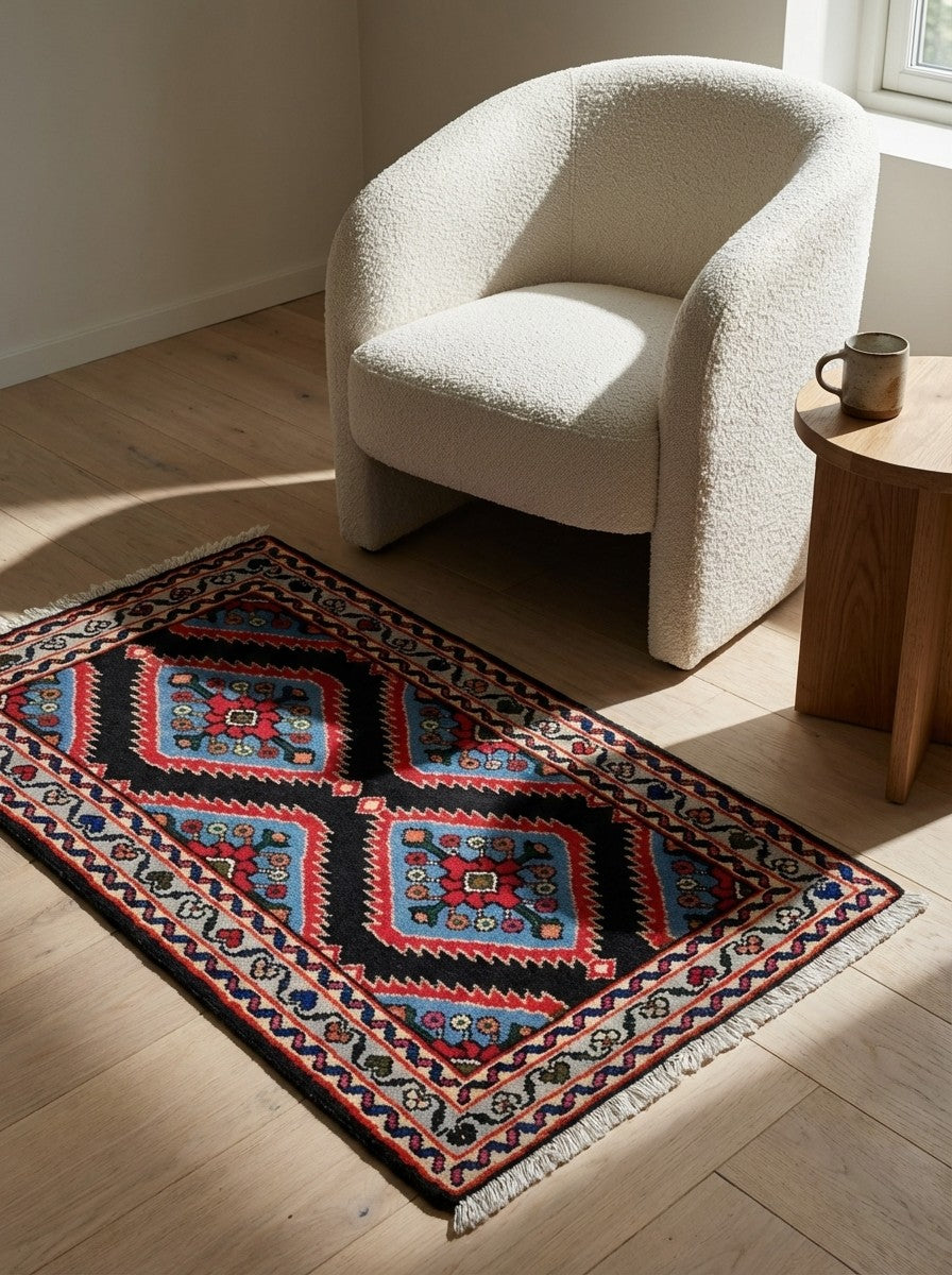 Hamadan — Hand-knotted, 63x96 cm, Blue, 100% Virgin Wool | Detail view