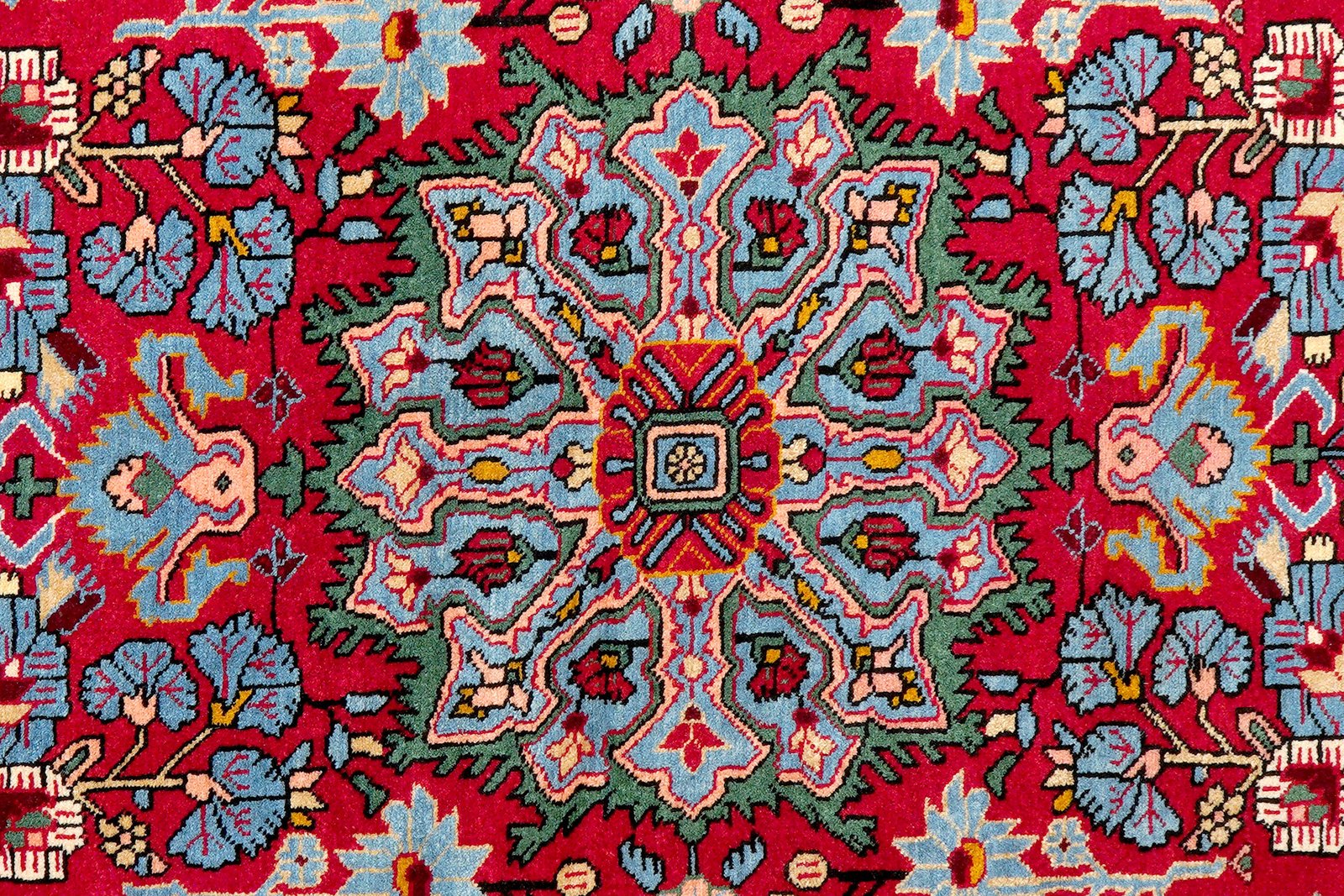 Nahavand — Hand-knotted, 156x240 cm, Red, 100% Virgin Wool | View 6