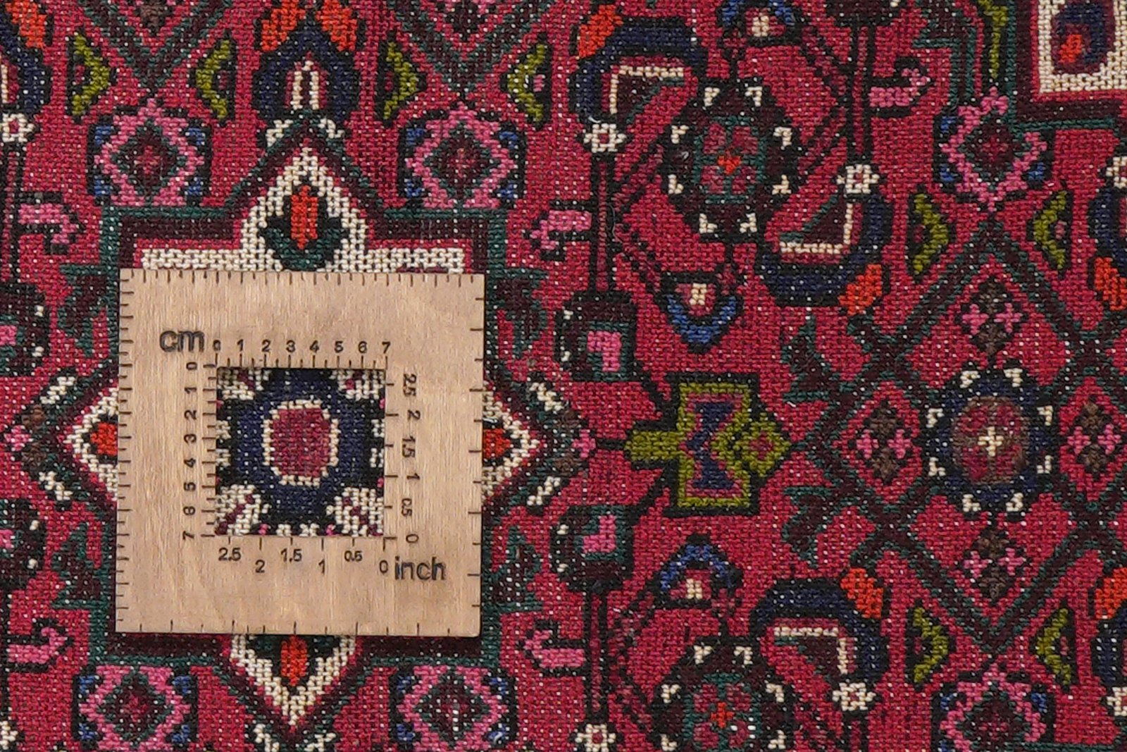 Hosseinabad — Hand-knotted, 64x90 cm, Red, 100% Virgin Wool | View 8