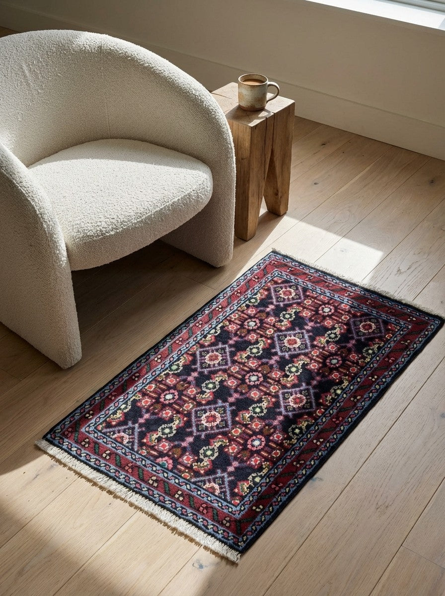 Hamadan — Hand-knotted, 58x89 cm, Blue, 100% Virgin Wool | Detail view