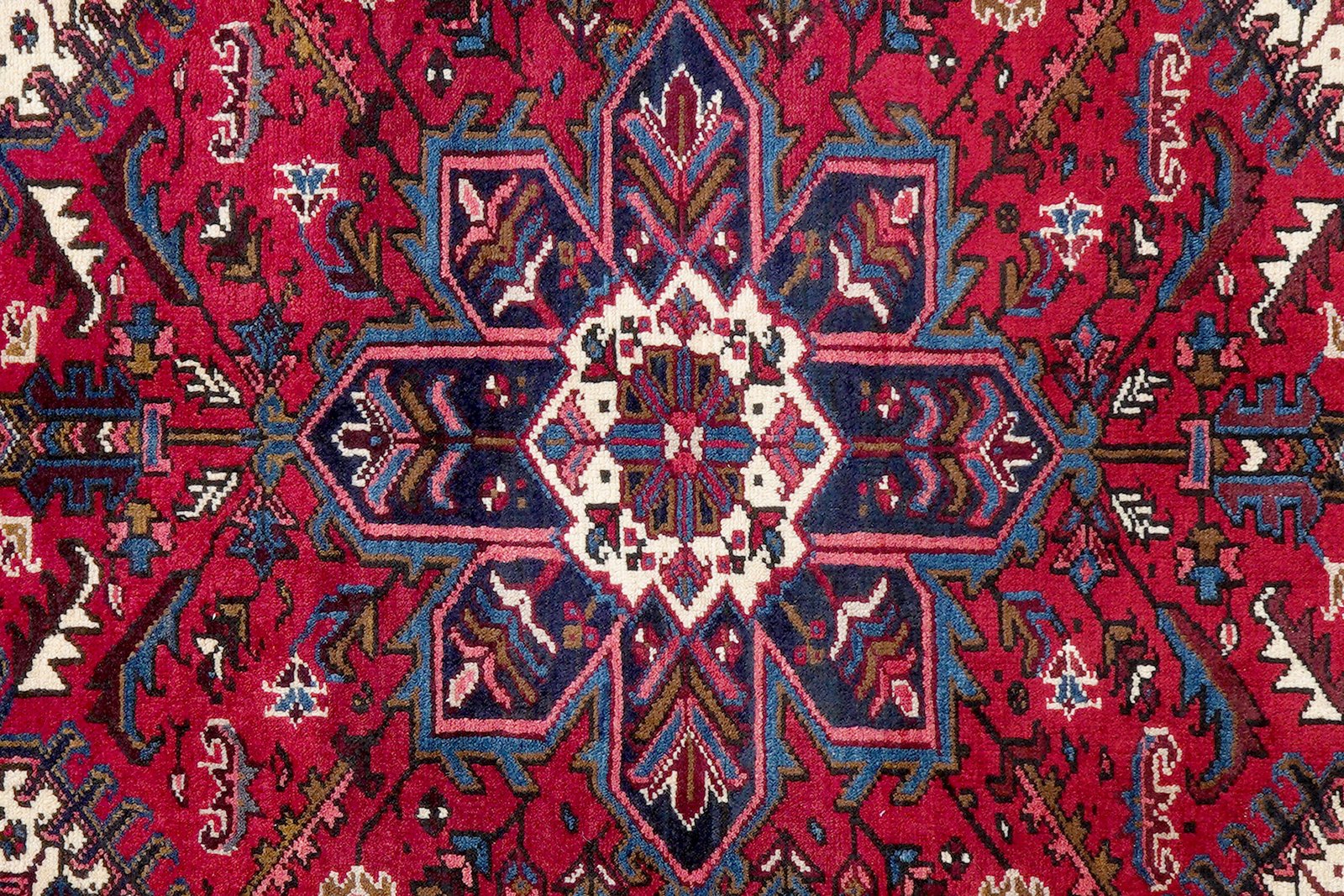 Mehrewan — Hand-knotted, 93x159 cm, Red, 100% Virgin Wool | View 6