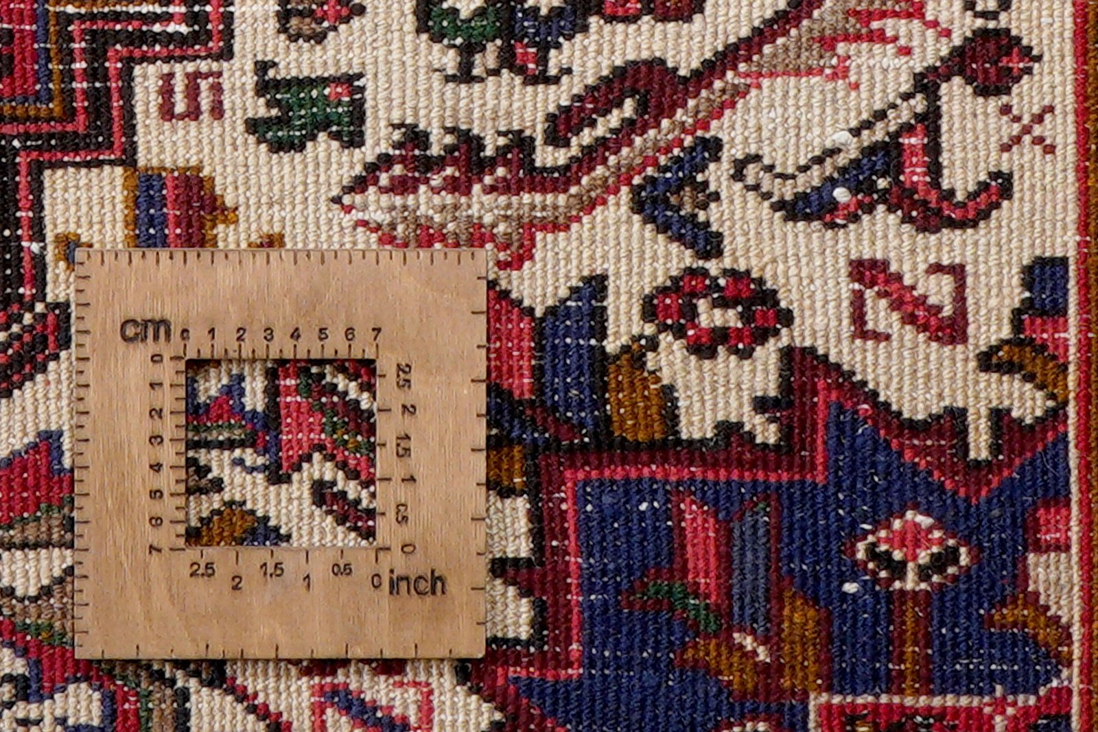 Mehrewan — Hand-knotted, 154x200 cm, Red, 100% Virgin Wool | View 8