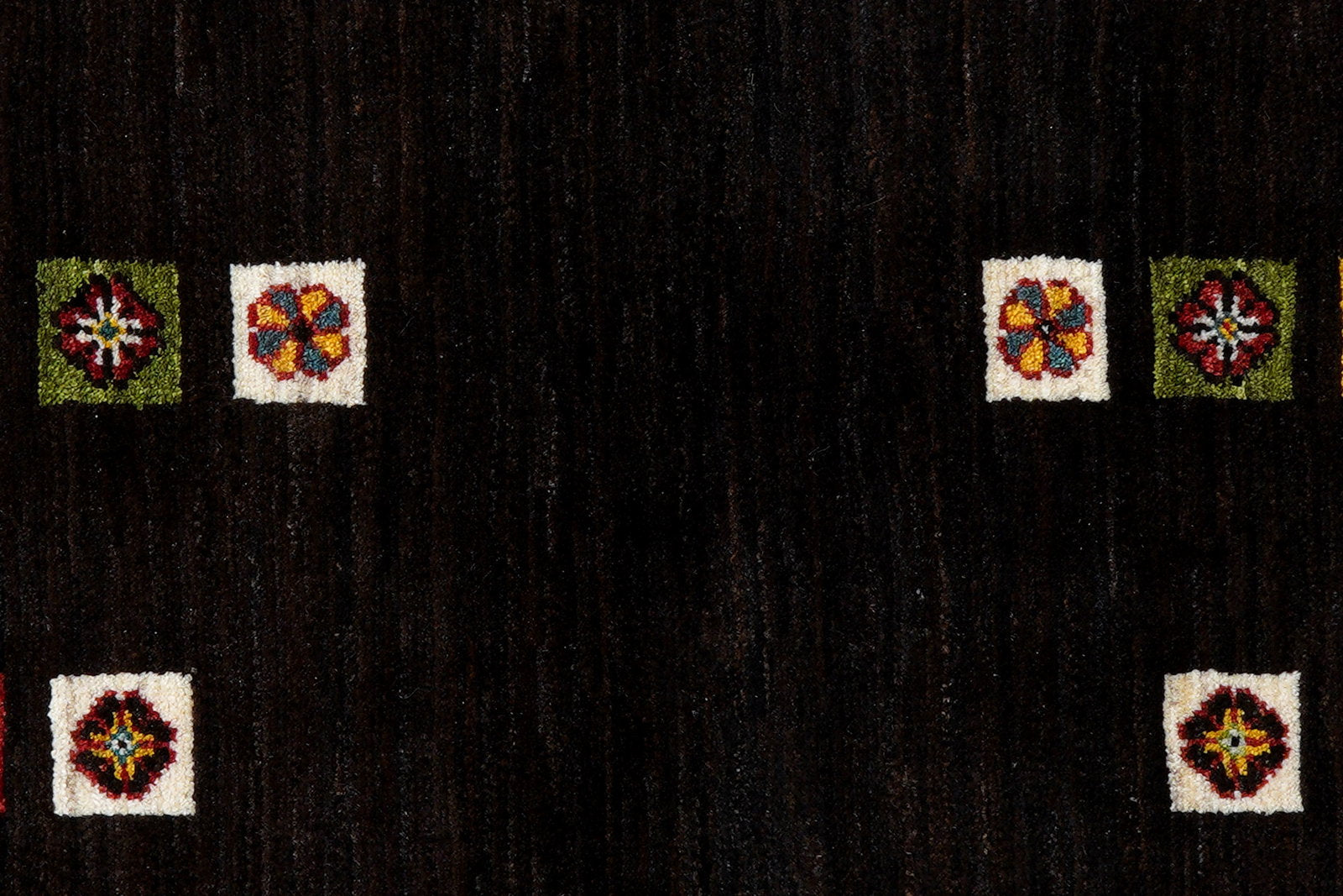 Rizbaf — Handgefertigt, 184x119 cm, Bunt, 100% Virgin Wool | View 7