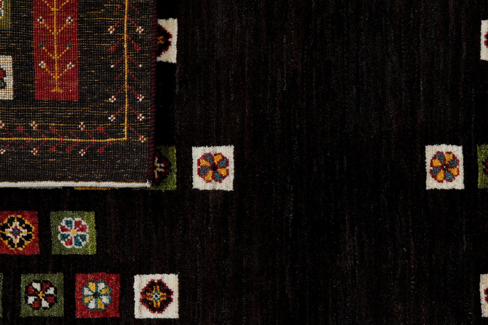 Rizbaf — Handgefertigt, 184x119 cm, Bunt, 100% Virgin Wool | View 8