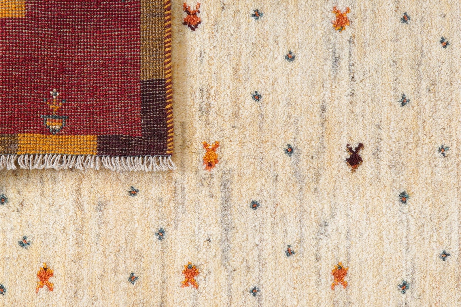 Gabbeh Sonnat — Hand-knotted, 103x153 cm, Beige, 100% Virgin Wool | View 7