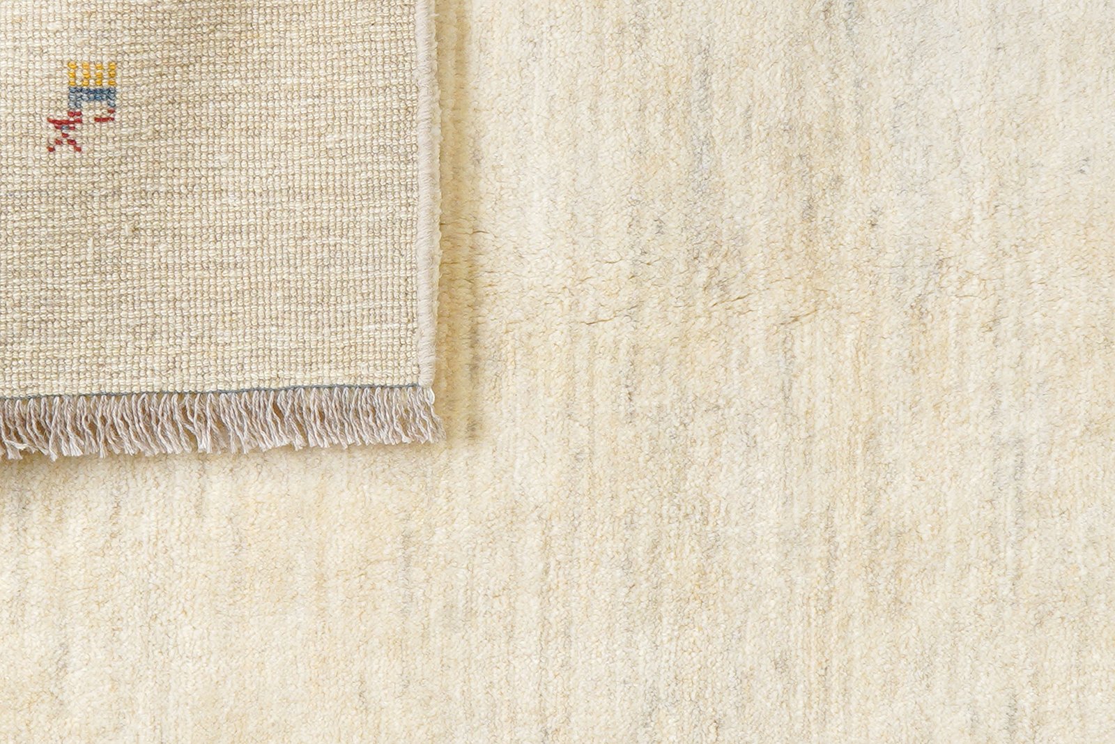 Gabbeh — Hand-knotted, 102x156 cm, Beige, 100% Virgin Wool | View 7
