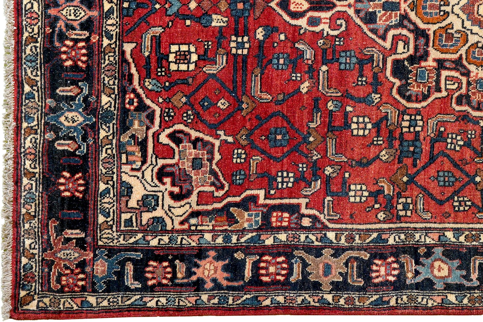 Heritage — Hand-knotted, 108x168 cm, Red, 100% Virgin Wool | View 3