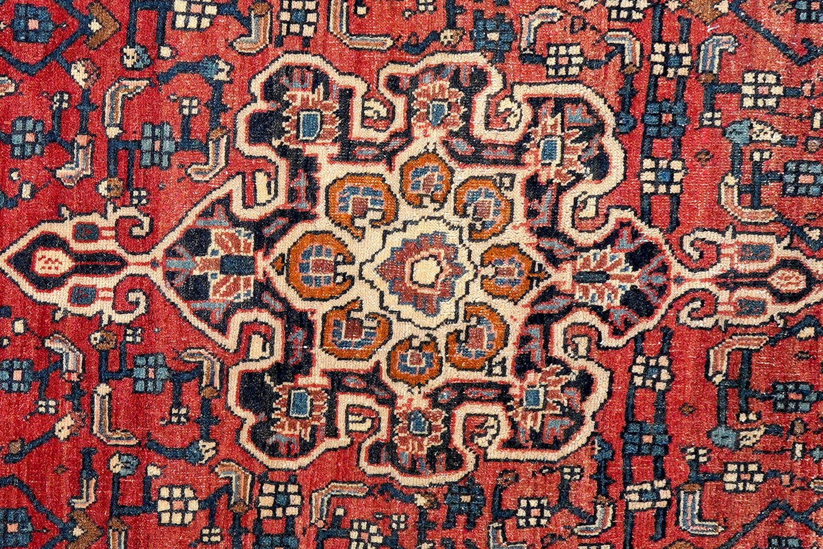 Heritage — Hand-knotted, 108x168 cm, Red, 100% Virgin Wool | View 6