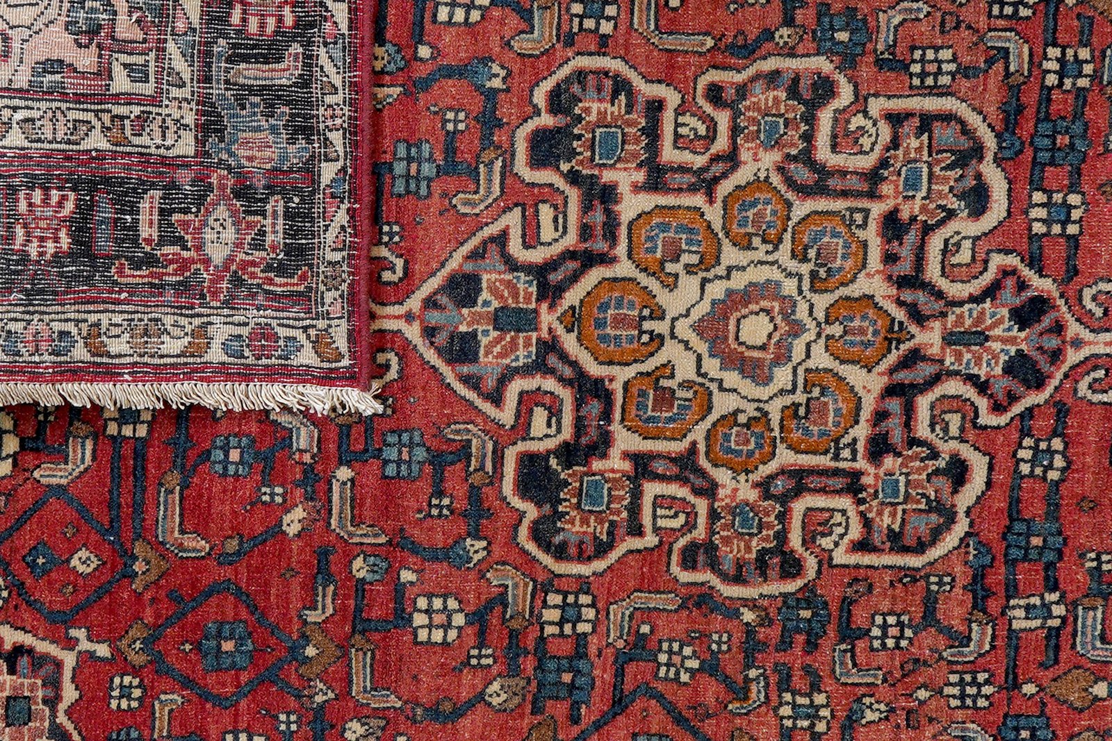 Heritage — Hand-knotted, 108x168 cm, Red, 100% Virgin Wool | View 7