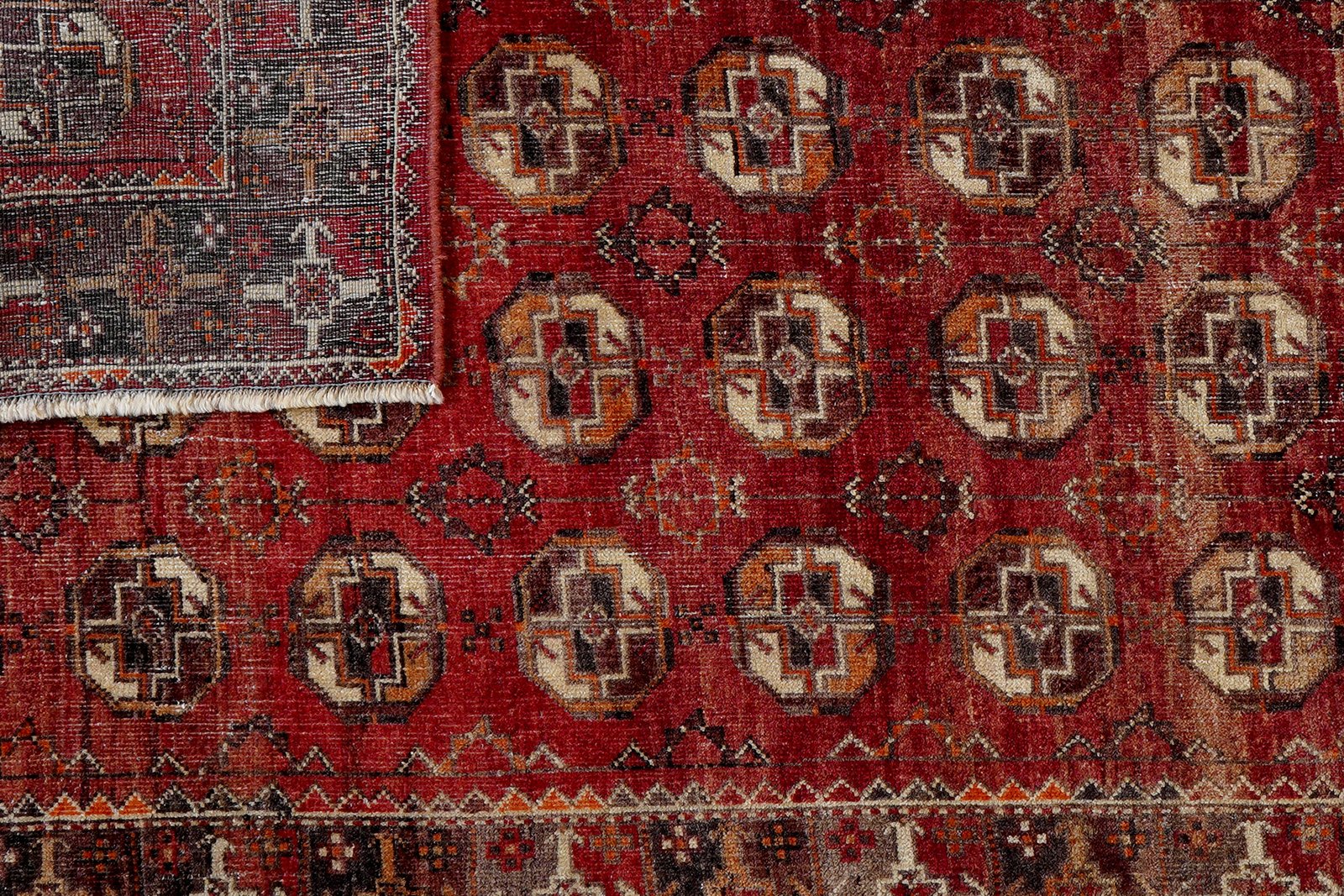 Heritage — Hand-knotted, 110x240 cm, Red, 100% Virgin Wool | View 7