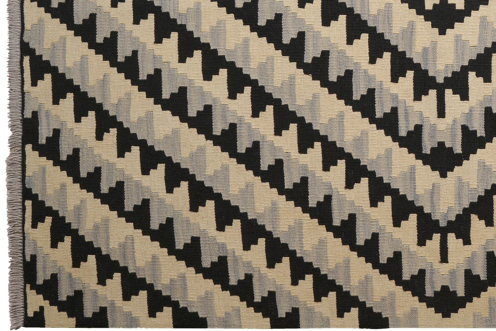 Kelim Gashgai — Handmade, 154x194 cm, Beige, 100% Virgin Wool | View 3