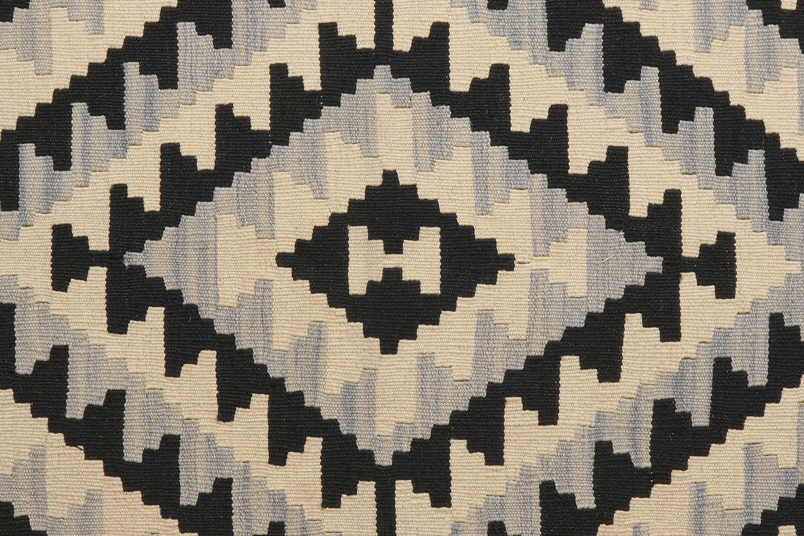 Kelim Gashgai — Handmade, 154x194 cm, Beige, 100% Virgin Wool | View 5