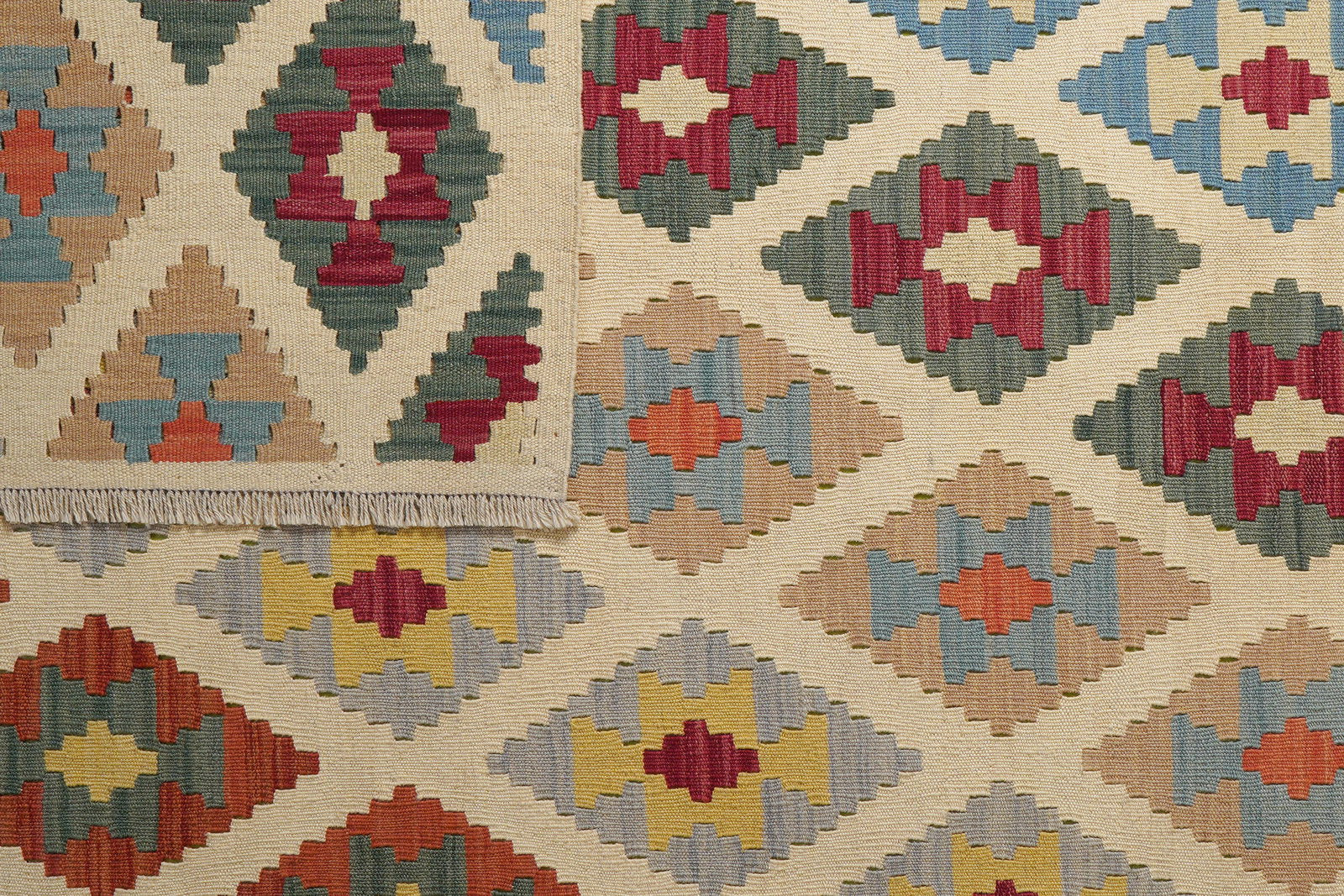 Kelim Gashgai — Handgefertigt, 249x172 cm, Beige, 100% Virgin Wool | View 7