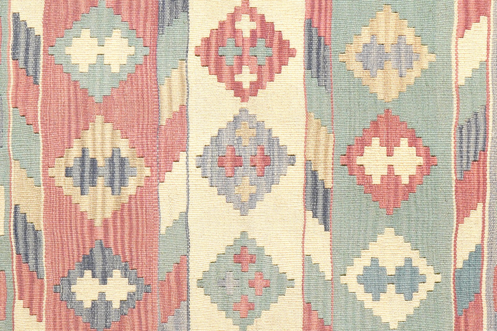 Kelim Gashgai — Handmade, 122x182 cm, Multicolor, 100% Virgin Wool | View 5