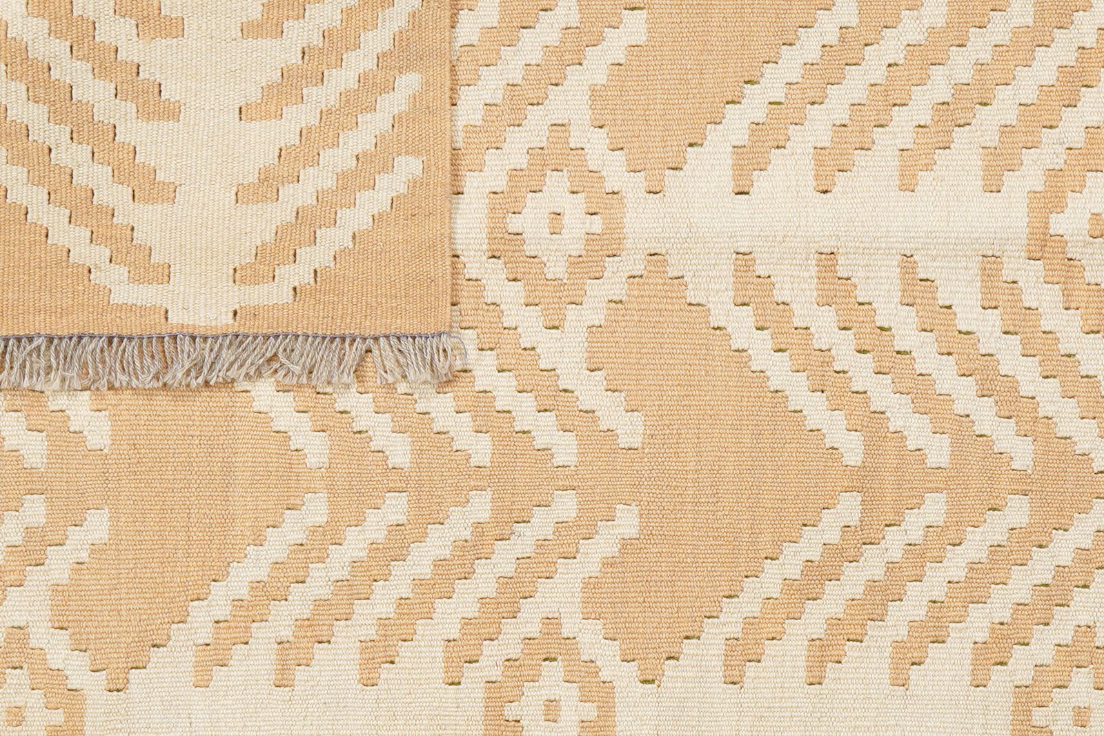 Kelim Gashgai — Handmade, 102x149 cm, Beige, 100% Virgin Wool | View 6