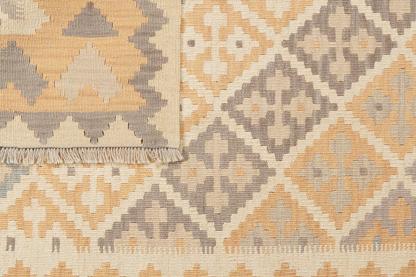 Kelim Gashgai — Handmade, 124x176 cm, Beige, 100% Virgin Wool | View 6