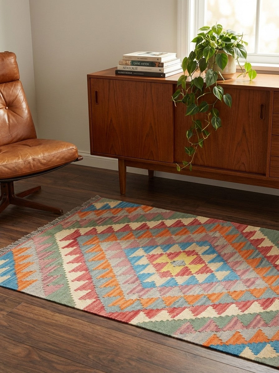 Kelim Gashgai — Handmade, 103x145 cm, Multicolor, 100% Virgin Wool | Back view