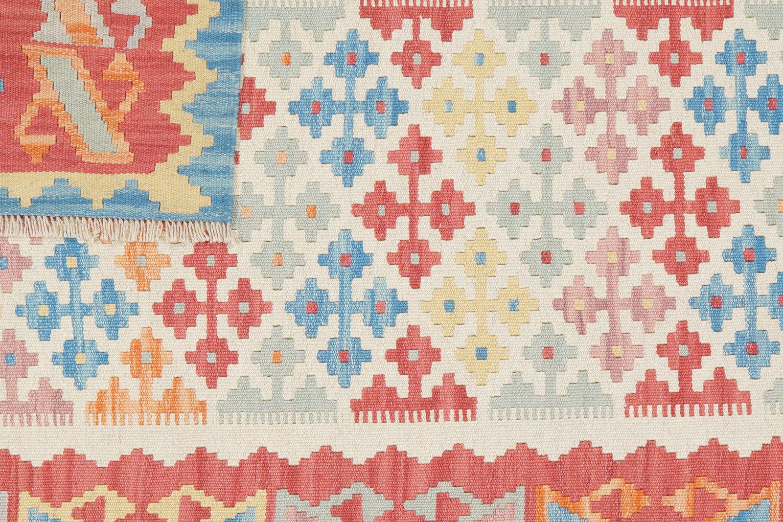 Kelim Gashgai — Handmade, 126x176 cm, Beige, 100% Virgin Wool | View 6