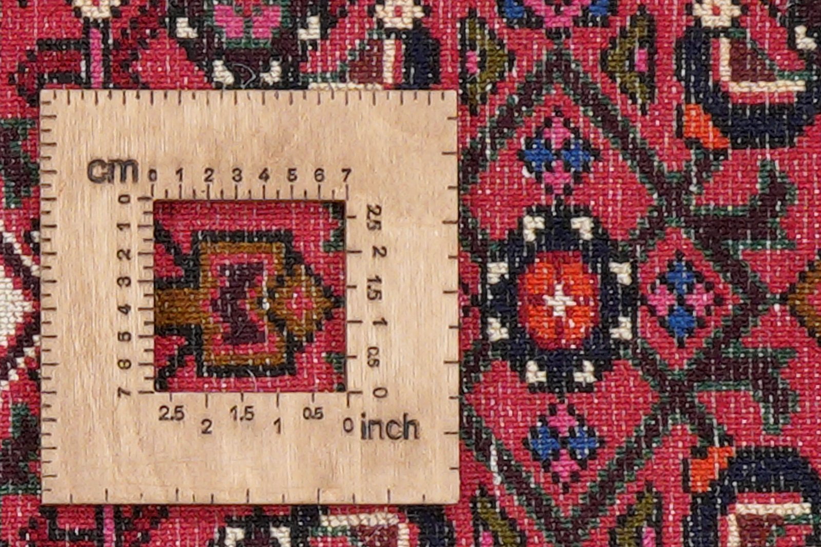 Hosseinabad — Hand-knotted, 69x191 cm, Red, 100% Virgin Wool | View 8