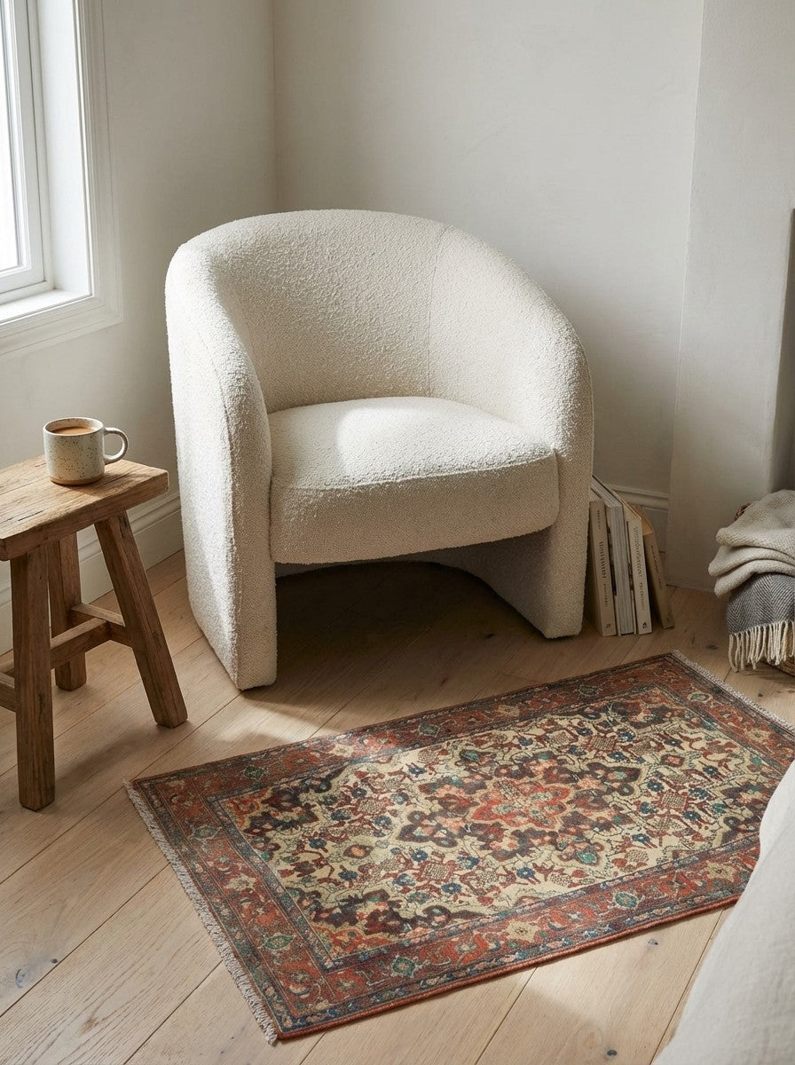 Heritage — Hand-knotted, 98x154 cm, Beige, 100% Virgin Wool | Detail view