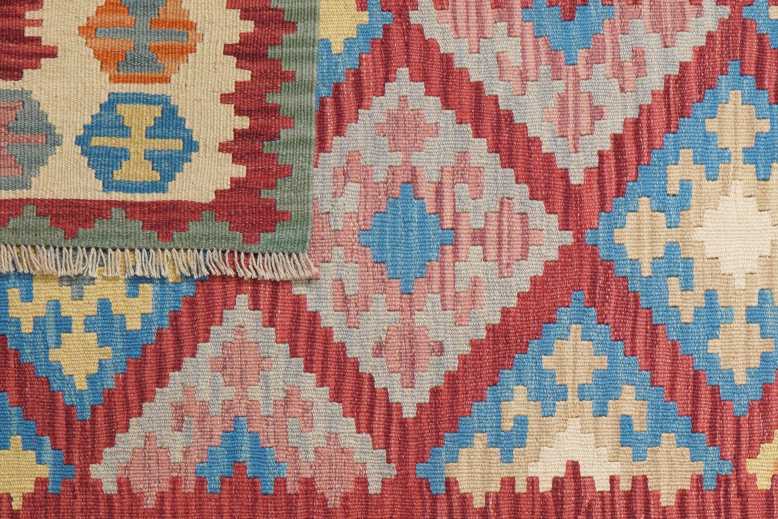Kelim Gashgai — Handmade, 127x177 cm, Red, 100% Virgin Wool | View 6