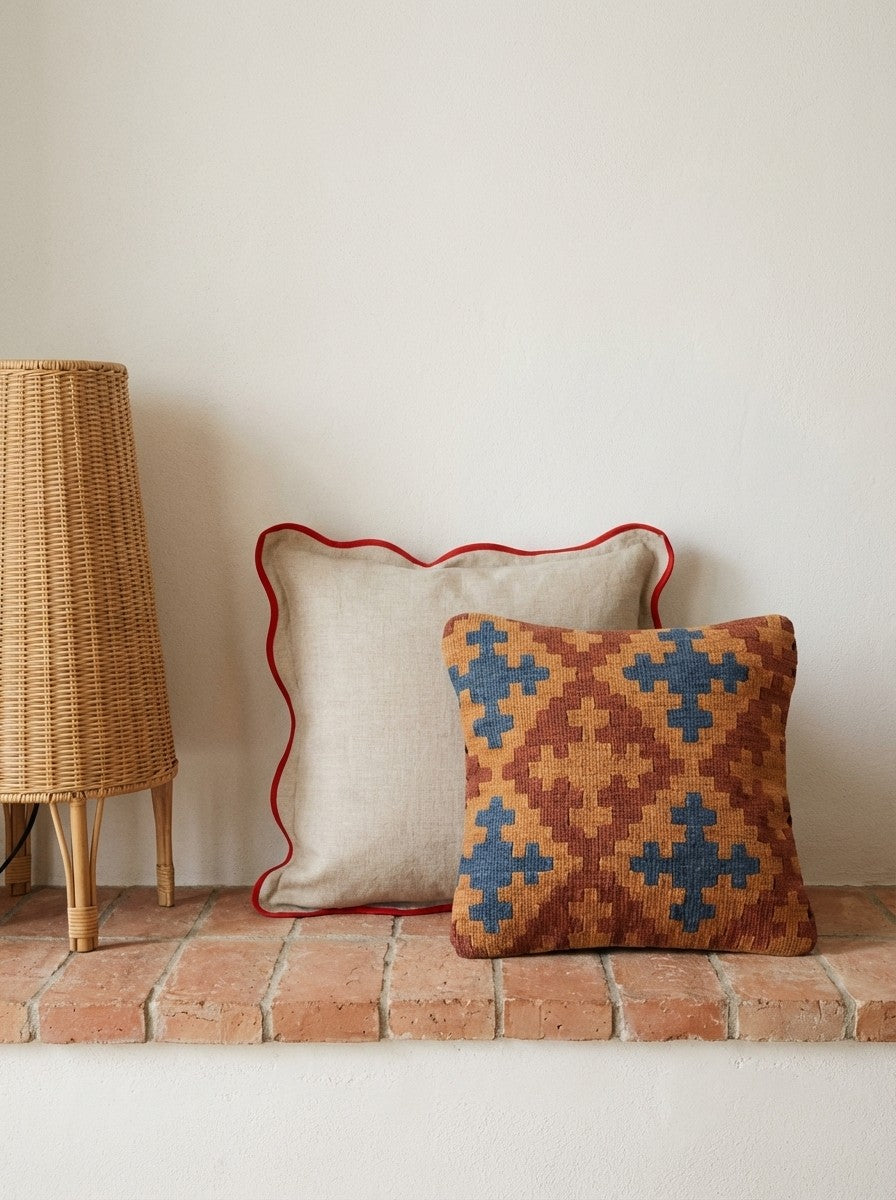 Kelim Kissen — Handmade, 40x40 cm, Multicolor, 100% Virgin Wool | Back view