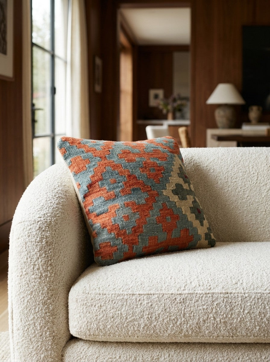 Kelim Kissen — Handmade, 40x40 cm, Multicolor, 100% Virgin Wool | Detail view