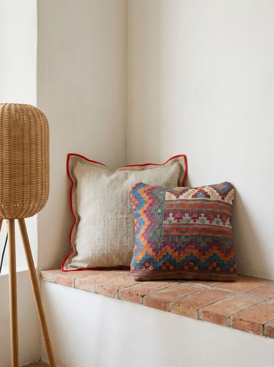 Kelim Kissen — Handmade, 50x50 cm, Multicolor, 100% Virgin Wool | Back view
