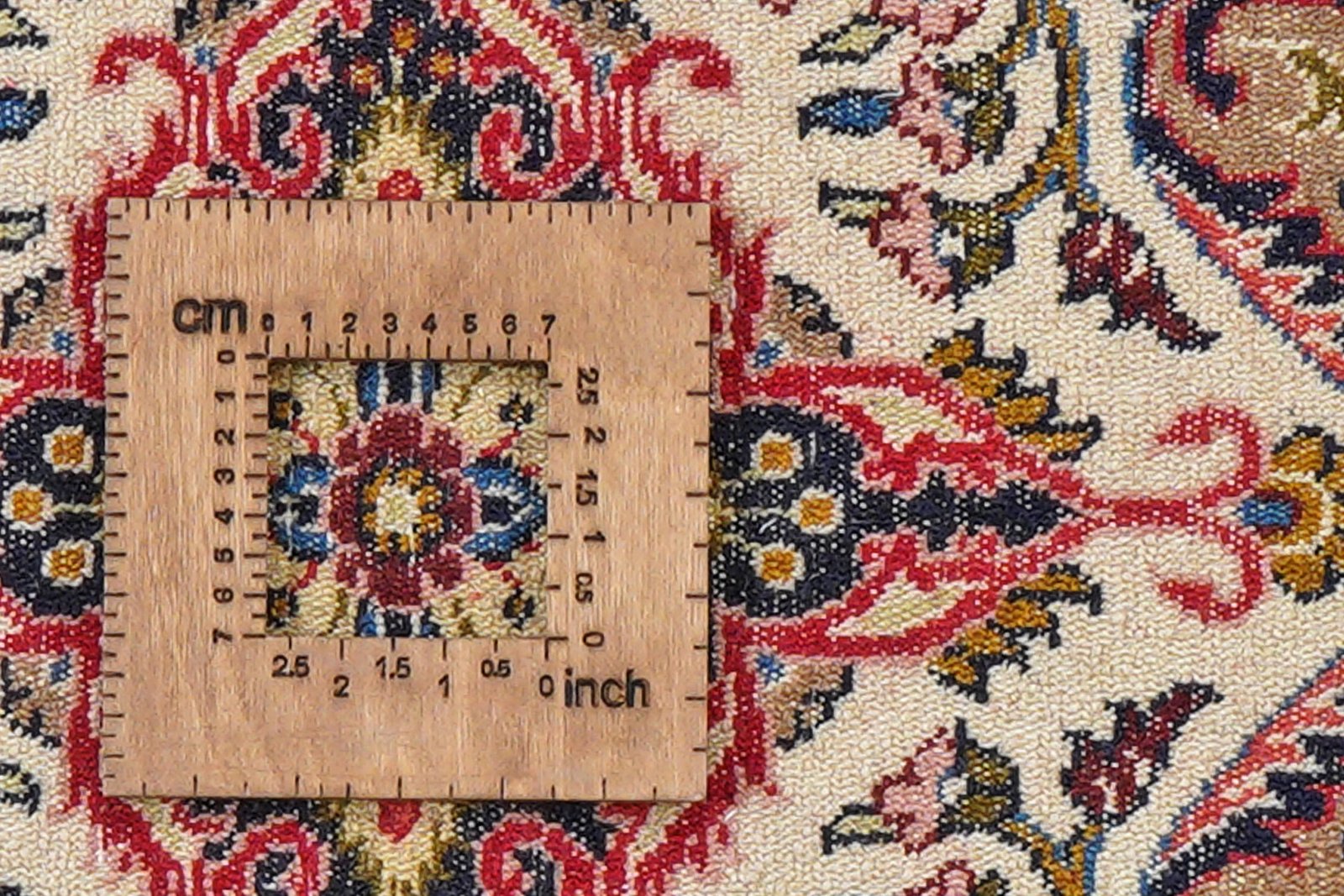 Mehreban — Hand-knotted, 74x198 cm, Beige, 100% Virgin Wool | View 8