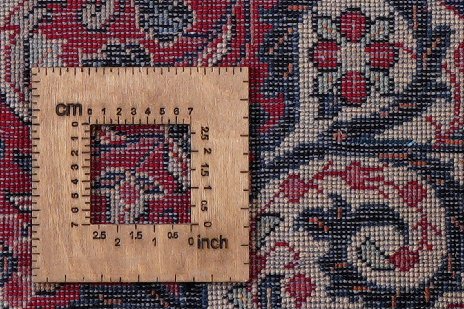 Mahal — Hand-knotted, 129x207 cm, Red, 100% Virgin Wool | View 8