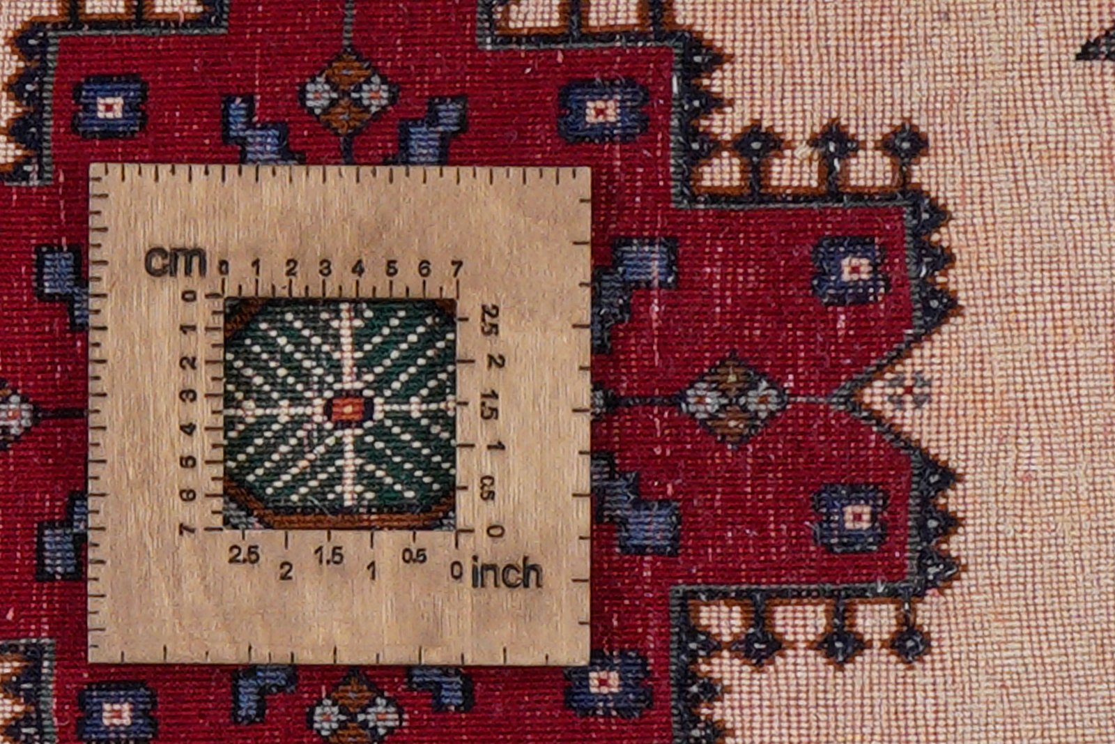 Afshar — Hand-knotted, 73x113 cm, Beige, 100% Virgin Wool | View 8